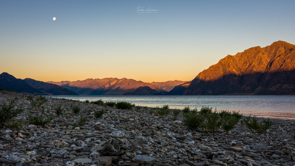 Lake Hawea